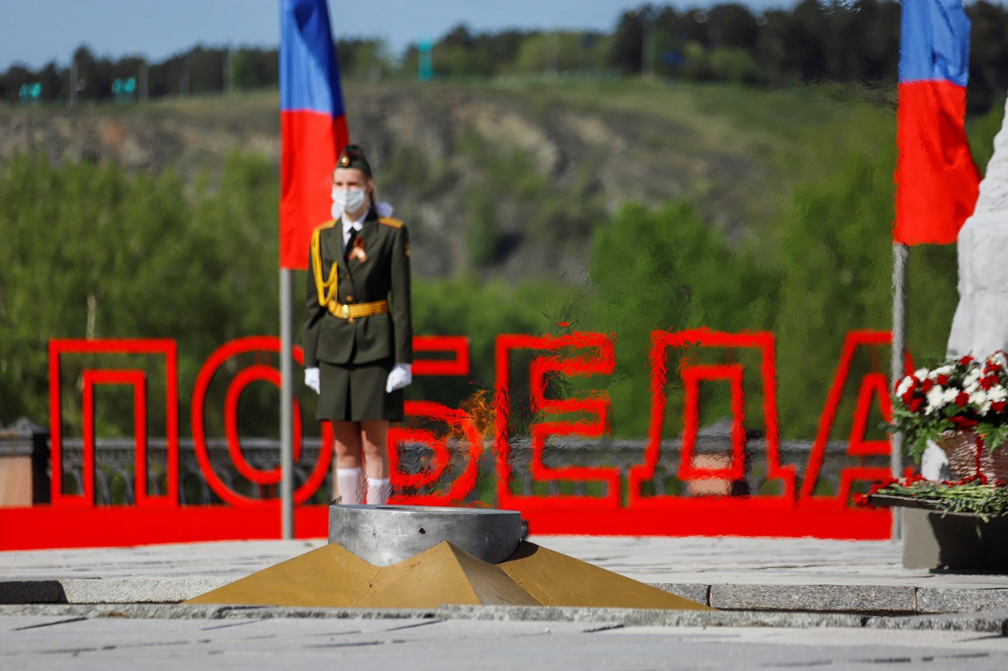 Кузбасс масштабно отметил 75-летие Победы: все ветераны получили поздравления, жители подключились к праздничным акциям и проектам