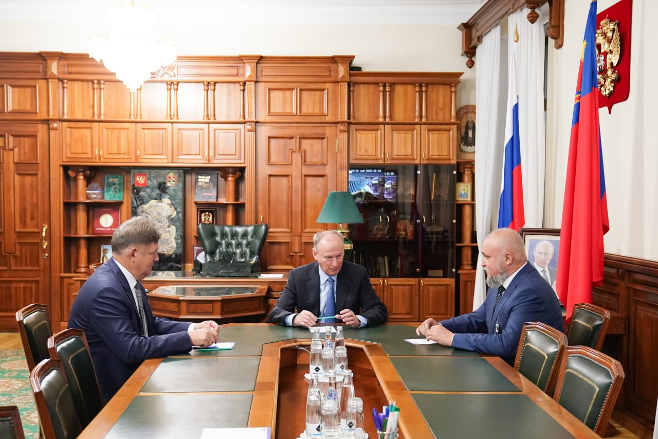 Секретарь Совета Безопасности России Николай Патрушев провел рабочую встречу с губернатором КуZбасса Сергеем Цивилевым