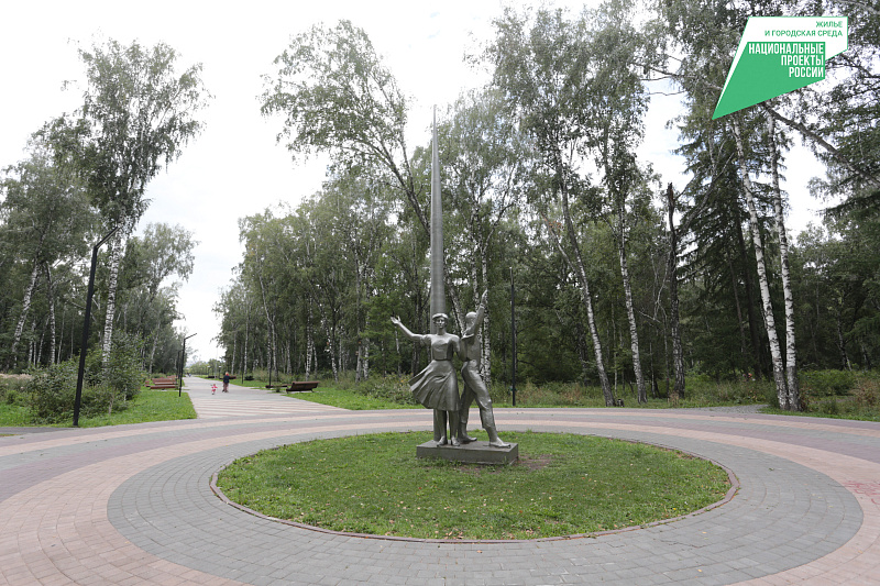 Второй этап реконструкции парка «Берёзовая роща» в Кемерове близится к завершению
