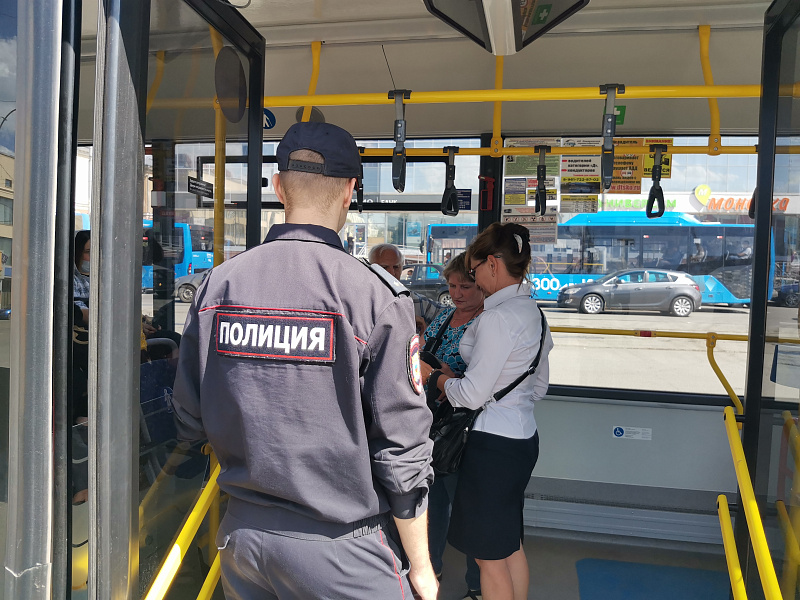 В Кемерове провели рейд по выявлению безбилетников в общественном транспорте