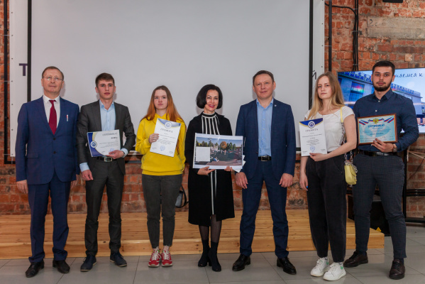 В Иркутском политехе победители конкурса по разработке эскиза памятника и мемориала Афанасию Белобородову получили награды