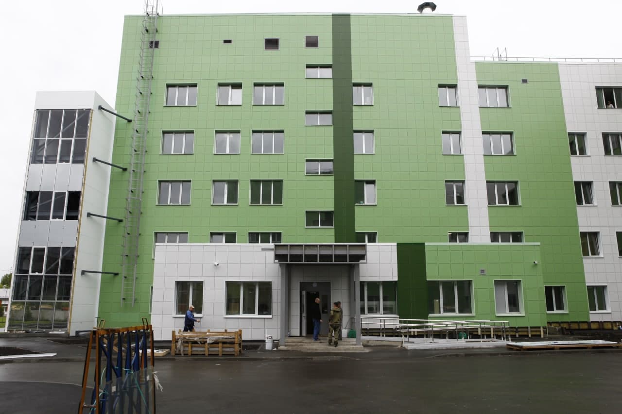 Сергей Цивилев: Готовность инфекционной больницы в Новокузнецке составляет 95 процентов