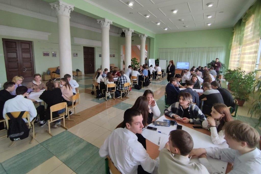 Школьники Киселевска стали участниками чемпионата инженерных кейсов СУЭК