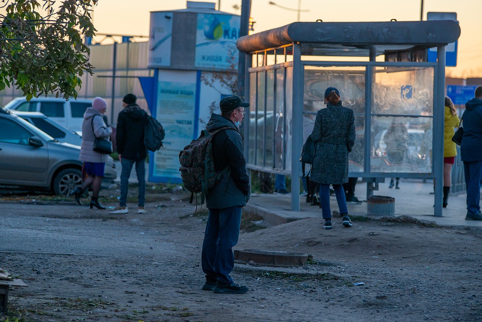 bus stop 6729525 960 720 1