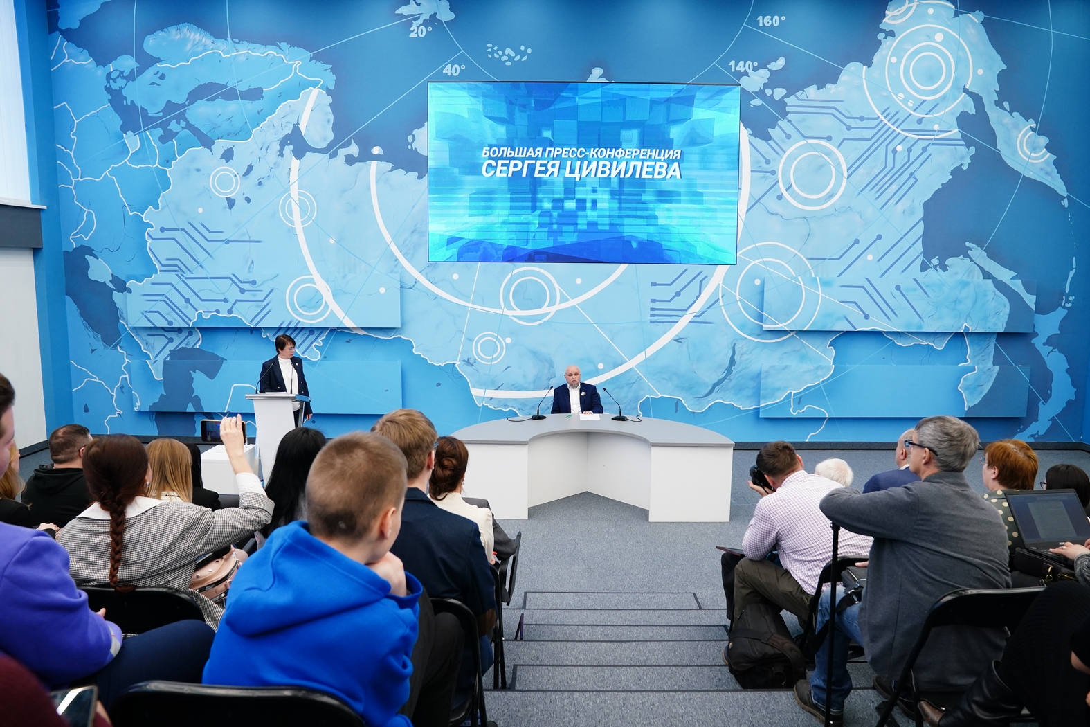 11.04 Пресс конференция11