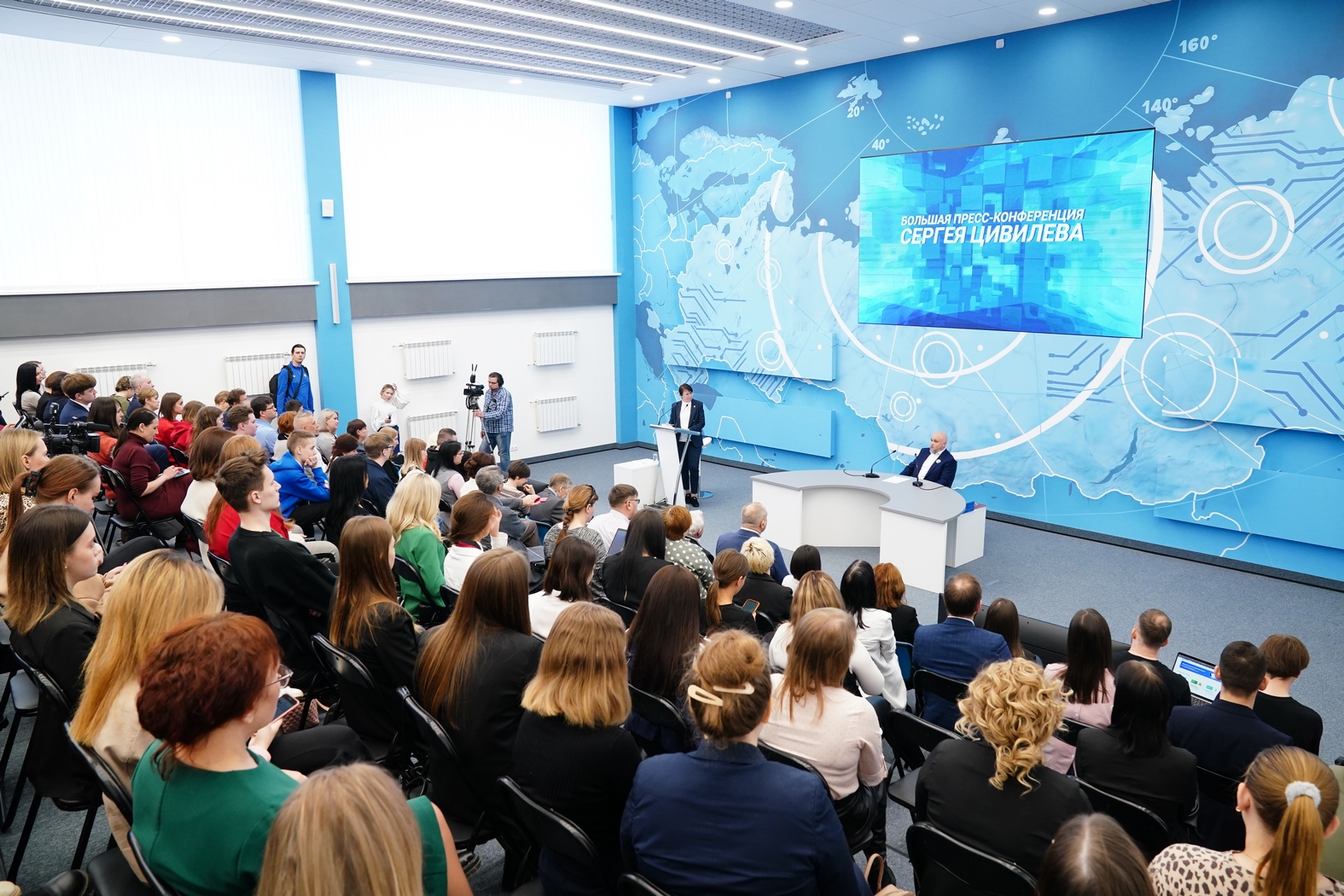 11.04 Пресс конференция2