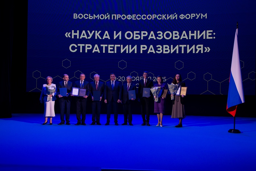 Фото предоставлено пресс-службой АО «ХК «Сибцем» 2011 9