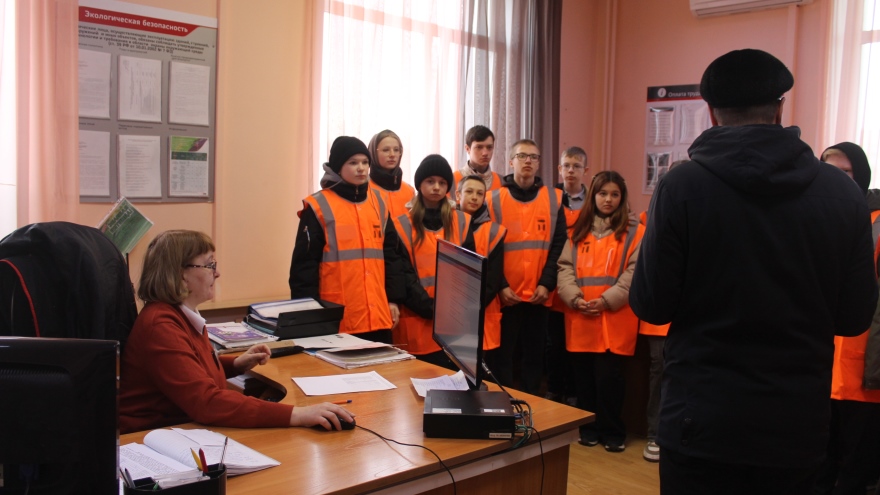 Работники ЗСЖД провели в Кузбассе экскурсию для школьников