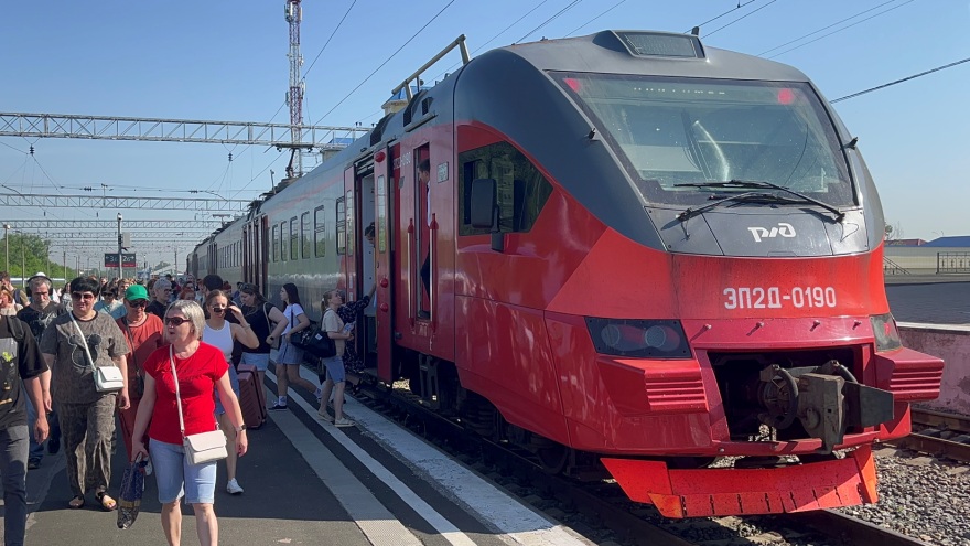 Пассажиропоток на маршруте пригородных поездов Кемерово – Притомье – Забойщик вырос на треть за один месяц