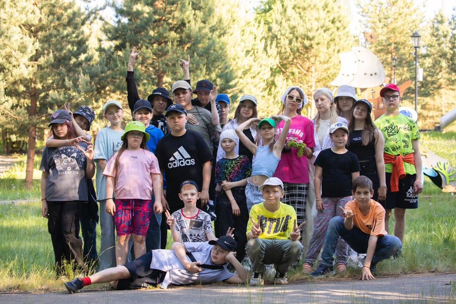 Фонд Мельниченко помог юным кузбассовцам пройти диагностику здоровья в «Полянах»
