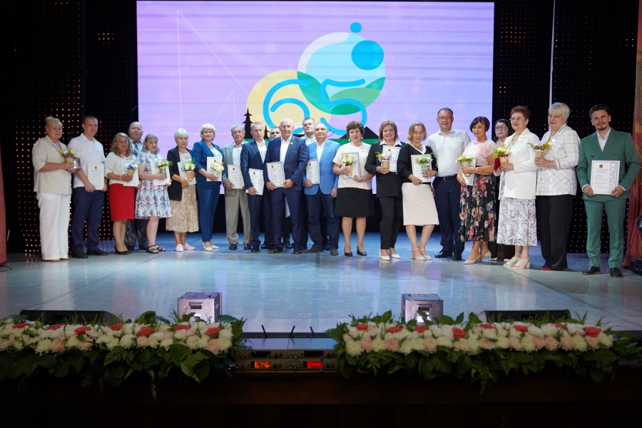 Илья Середюк поздравил жителей Калтана с 65-летием города