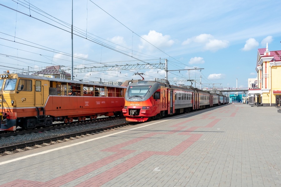 Пригородные поезда в Кемеровской области с 1 мая перешли на летний график движения