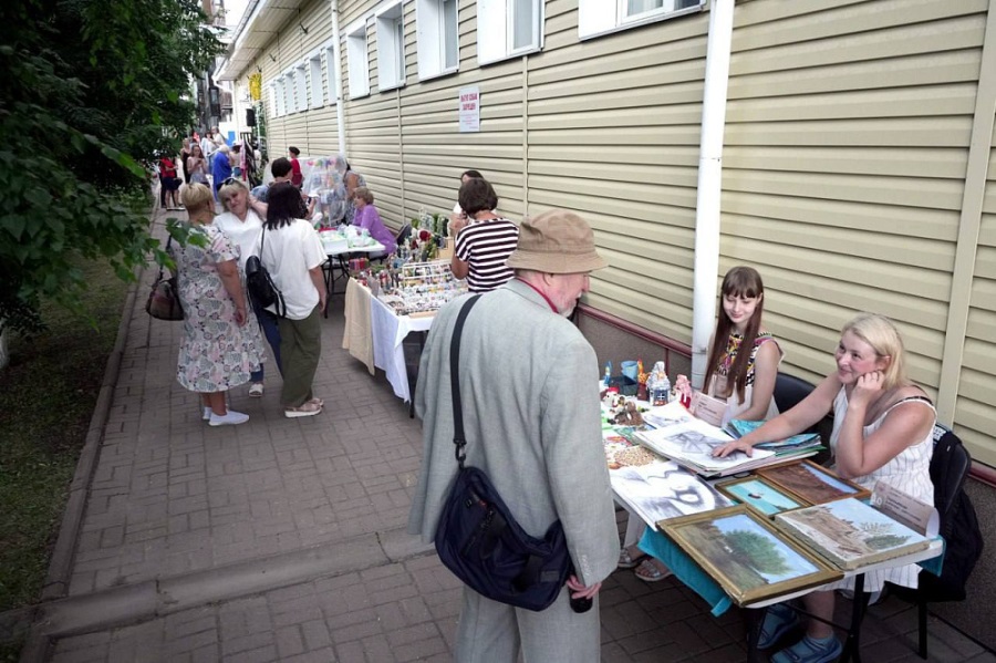 В Кемерове прошел III городской фестиваль частных коллекций «АРХИфест-2024»