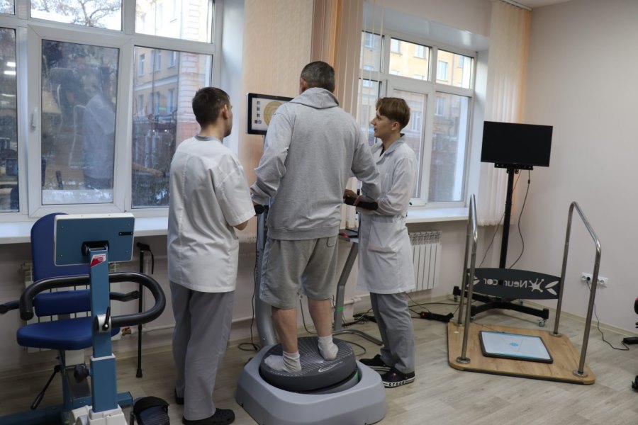 photo 5190693210052233247 y