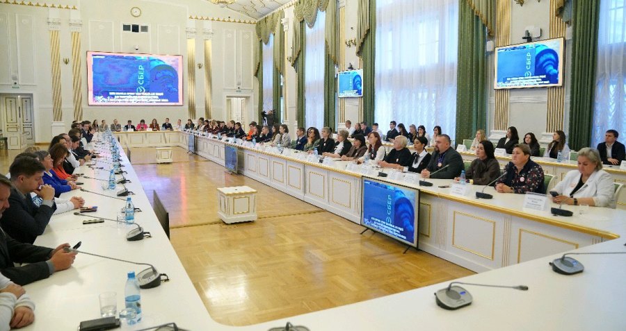 photo 5280958325807845480 y